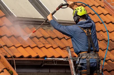Démoussage et hydrofuge de toiture à Magescq